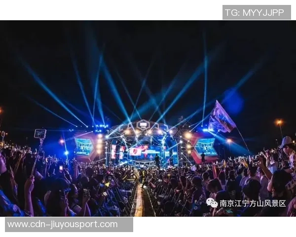 足球宝贝夜店狂欢夜尽情释放青春热情与活力的狂欢盛宴